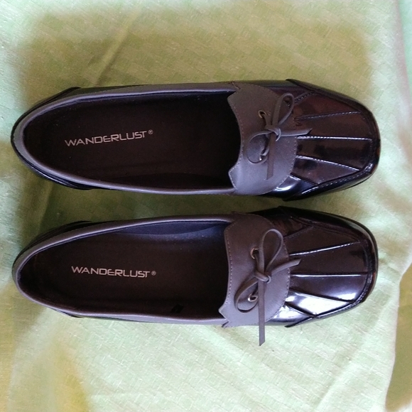 Wanderlust duck walking shoes Sz 9 🥿 - Picture 4 of 6